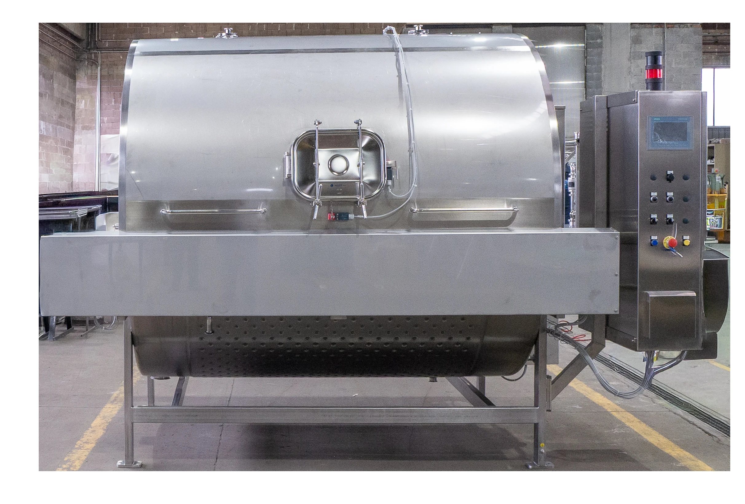 CASEUS Coagulation Vat — front view in industrial installation